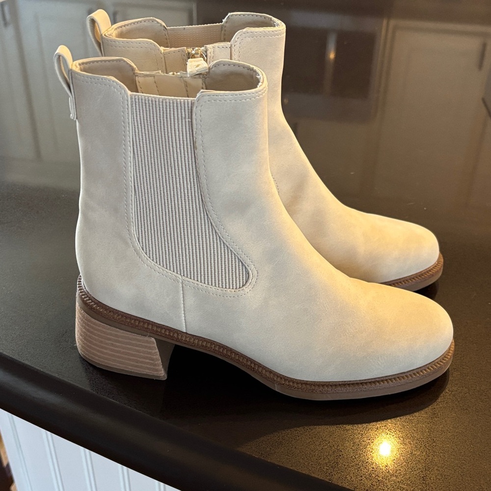 Dr. Scholl's Cream Ankle Booties